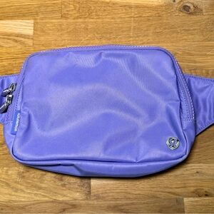 Lululemon Everywhere large Belt Bag 2L purple lavender